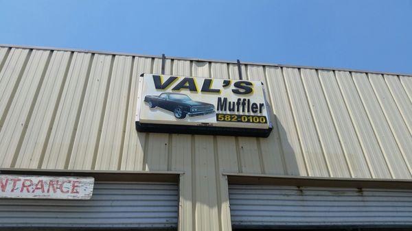 VAL'S MUFFLER