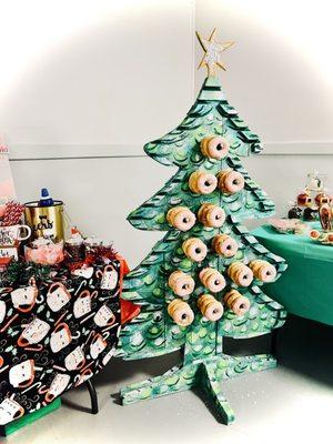 Christmas Tree donut wall & Hot Chocolate bar