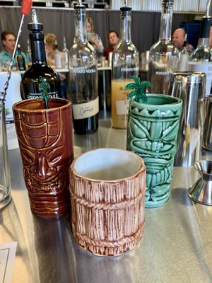 Tiki cocktail class