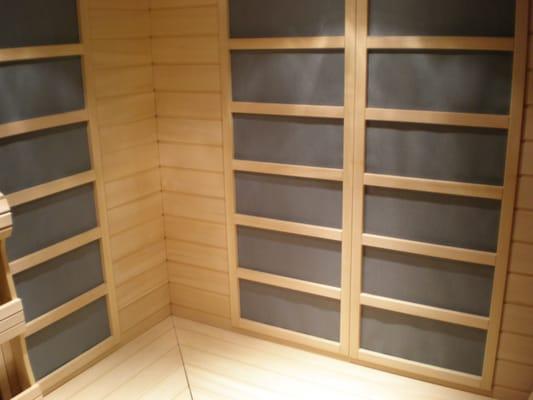 Sunlighten  infrared sauna