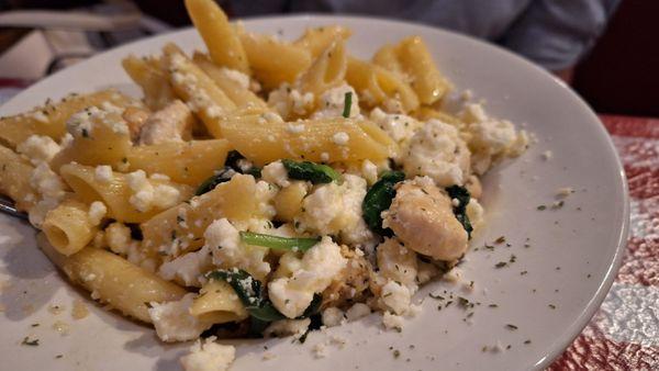 Spinach and feta pasta