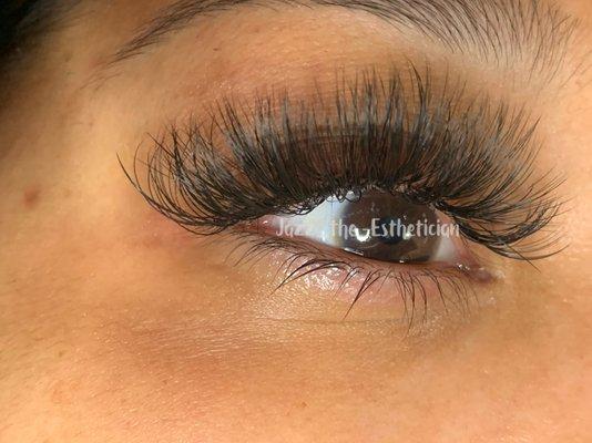 Volume Lash extensions