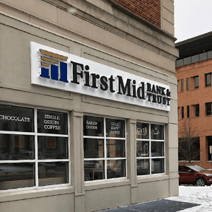 Peoria Adams First Mid Banking Center