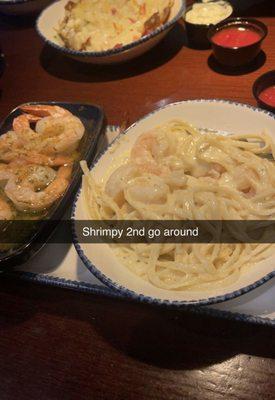 Garlic Shrimp Scampi Shrimp Linguini Alfredo endless shrimp