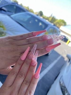 Pink nails of love