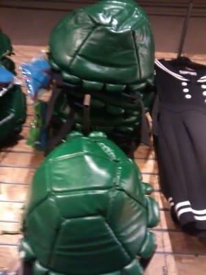 Ninja Turtle backpacks!!! Yes please. The people at my office will be jeaaaaaalous.