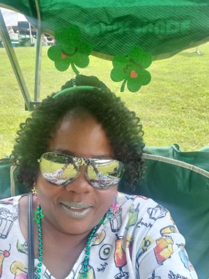 Heyyyyyy feeling green at the Irish Festival.