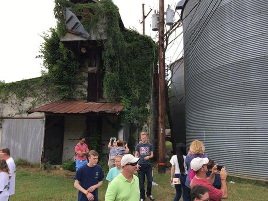 Filing location for opening credits of The Walking Dead S3: Meeting place for Rick & The Governor in E13 "Arrow On The Doorpost"