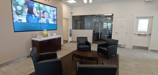 Very nice waiting area with some lemonade if you're thirsty.