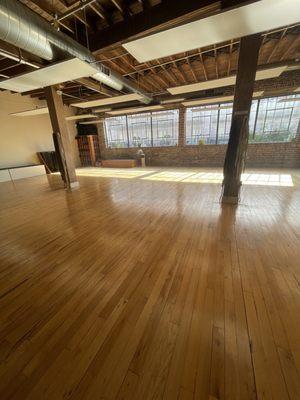 Look at that huge room and all of that glorious natural light. .