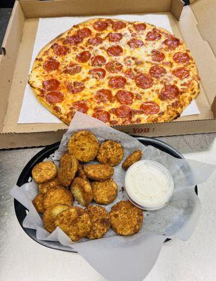 Pepperoni pizza and Fried Zucchini