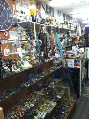 More jewelry and other collectible items for you to re-collect.