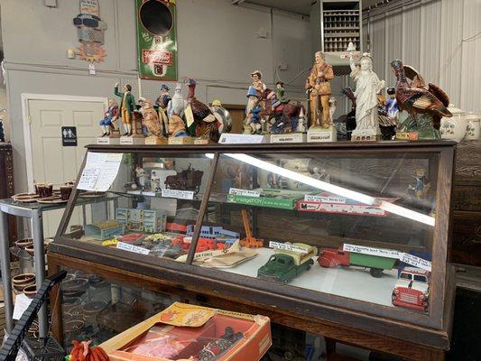 Peddler’s Antiques and Collectables