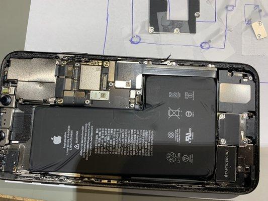 iPhone 11 Pro battery