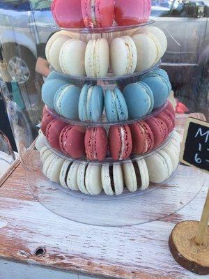 Macaroons!  By Mollie Rae