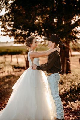 Oklahoma wedding photographer - Blossom & Co.