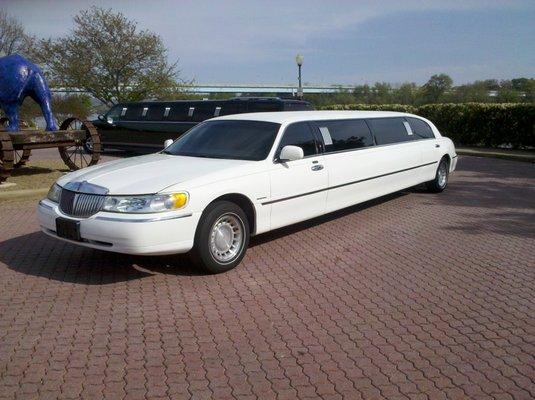 Willis Limousine