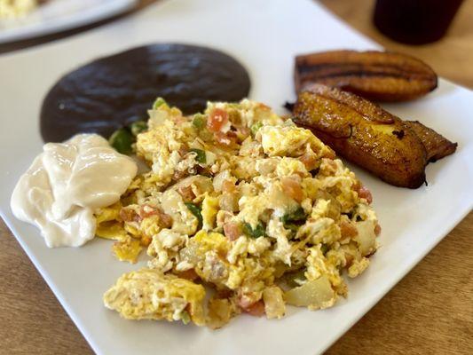 Salvadoran breakfast -- #7 -- Casamiento (plantains, crema, and black bean purée) and veggie scramble (jalapeño, tomato, onion, bell pepper)