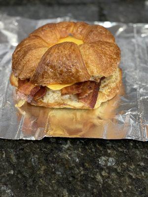 Bacon, egg, and cheese croissant