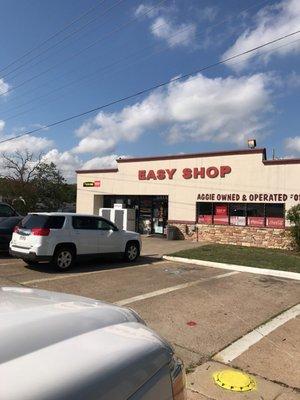 Dirty! NO paper towels-NO soap! TX Dpt of Health-Food kitchen dirty... The sign states: Aggie Owned and Operated DON'T BELIEVE