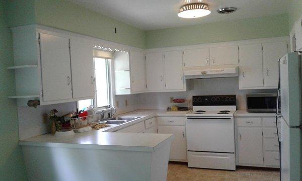 Painted ceiling walls and cabinets
 Fremont, Ohio