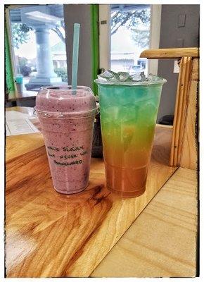 Special Wildberry Shake & Bob Marley MegaTea