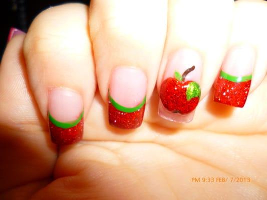 Apple Nails