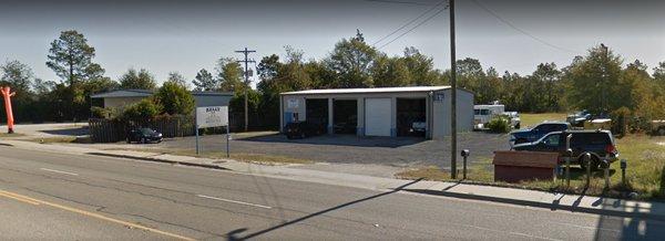 Outside of Kelly's Automotive Service, LLC Transmissions, oil changes, brakes