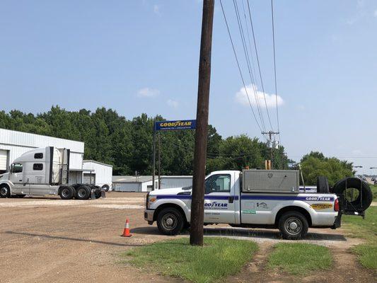 Servicing commercial semi trucks