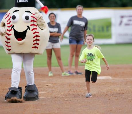 Bombers mascot Kaboom!