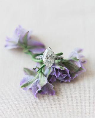 A stunnning 3.04 carat Marquise cut diamond in a lovely Art Deco setting!