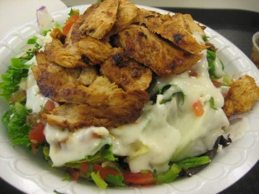 Greek salad with grilled chicken