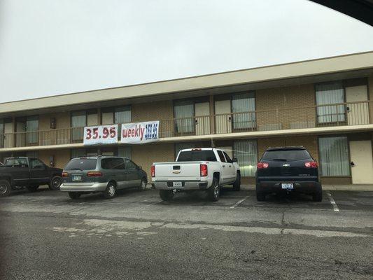 Motel advertised rate vs. Hotwire’s “discount” rate of $74/night