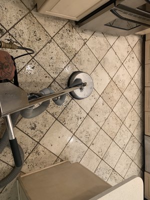 Tile & grout cleaning