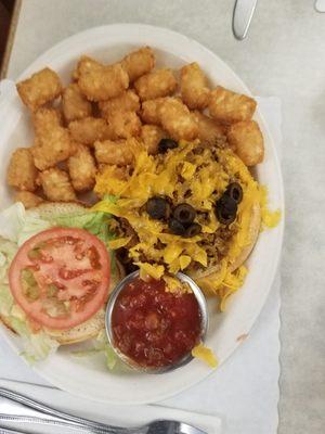 $7 Taco Burger & Tots