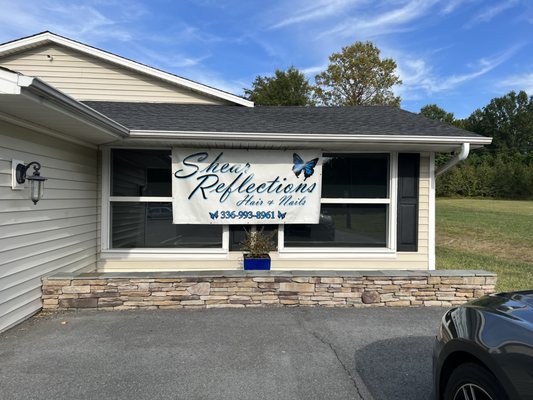 Salon Storefront