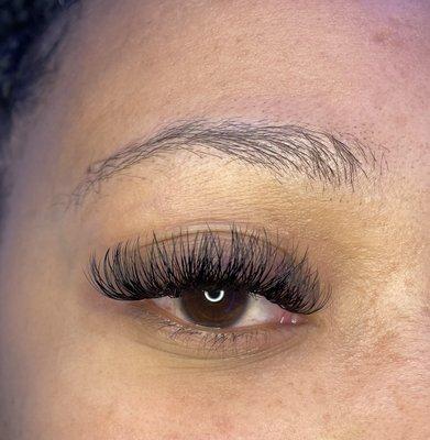 Light volume lashes