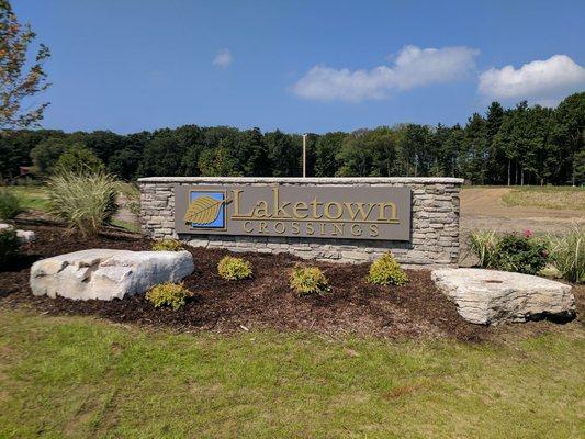 LaketownCrossings.com brand new stand-alone condos/free-standing condos for sale in Laketown Township, Holland, MI 49423