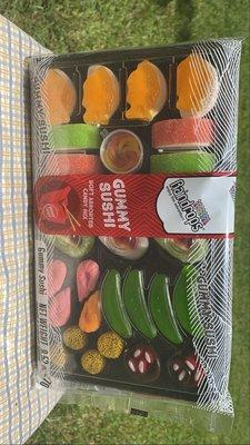 Gummy sushi