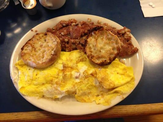 Ham & cheese omelette w/corn beef hash & english muffin