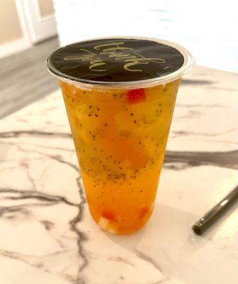 Peach tea with chia