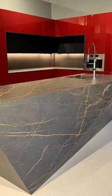 Dekton Diamond Table Material: Dekton Laurent 2 cm, Cosentino. (425) 814-1011