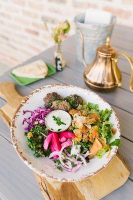 Beef salad bowl