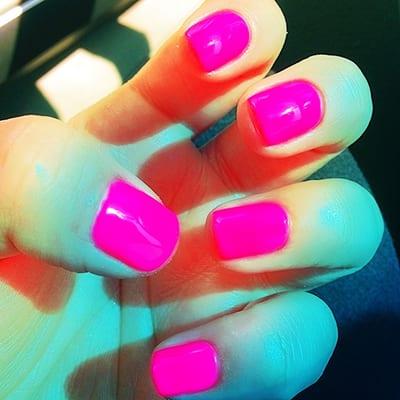 Hot pink gel nail polish....in love!!