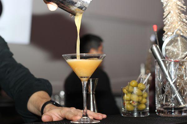 Toque Event Space boasts a full bar and catering, ensuring that your guests will have access to delicious food and drinks.