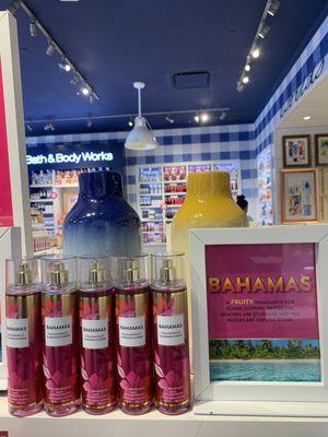 Bath and Body Works at River Park