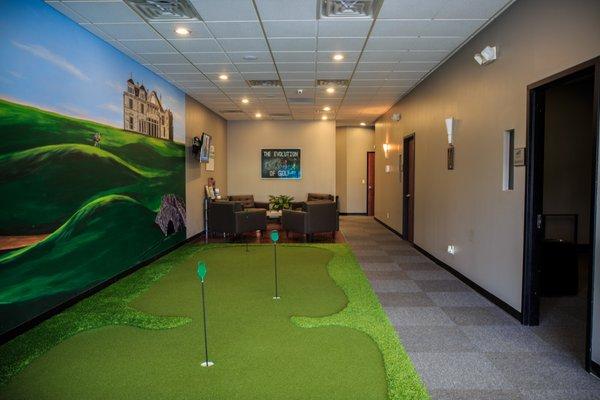 Putting green at GolfCave