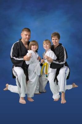 The Dunkerson family from Black Dragon Martial Arts.