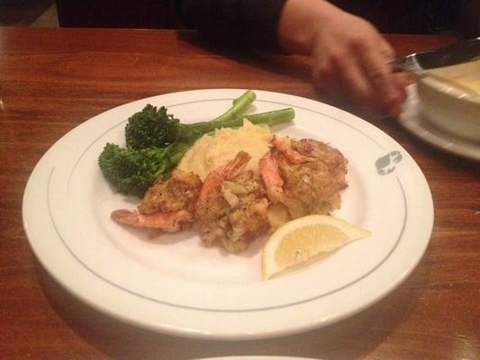 Shrimp stuffed crab