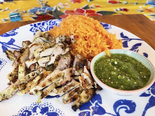 Pollo a la Parrilla 
 delicious grilled chicken served with yellow rice